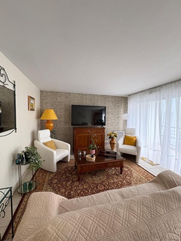 Appartement - 98 m² - 3 pièces