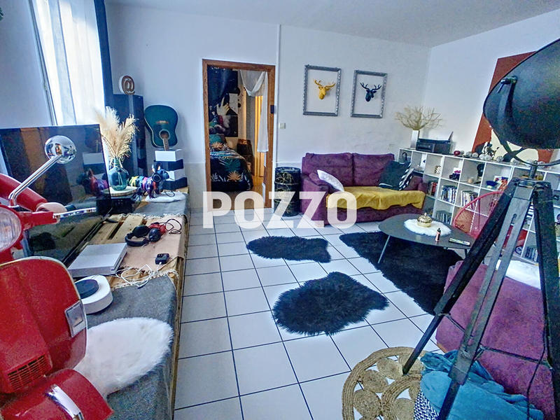 Immeuble - 244 m² - 10 pièces