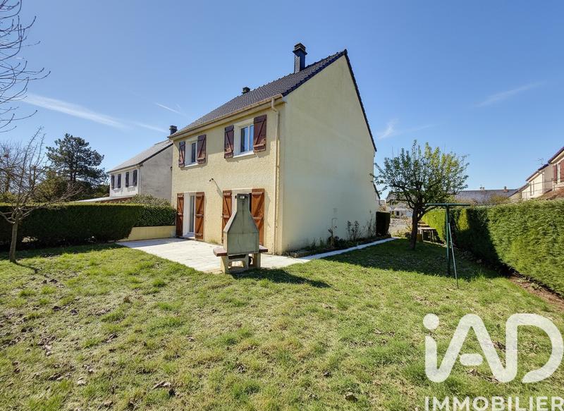 Maison - 98 m² - 6 pièces