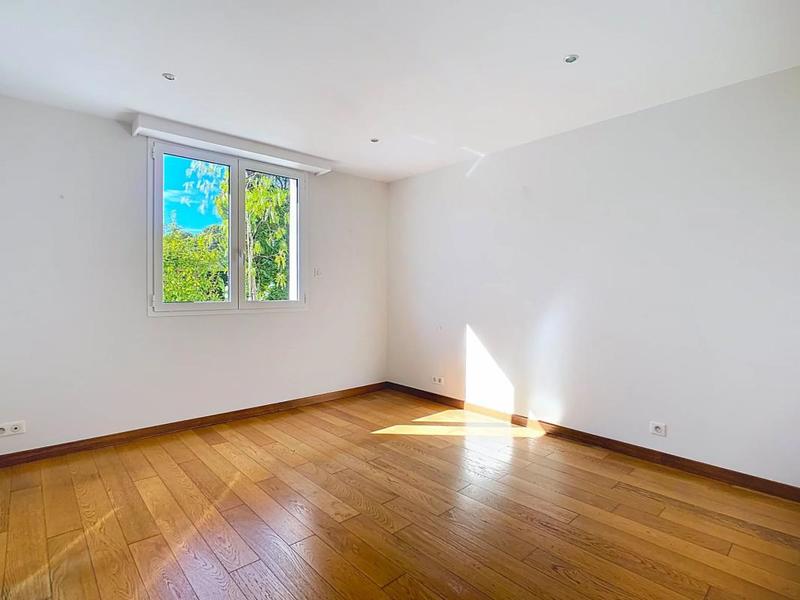 Villa - 195 m² - 7 pièces