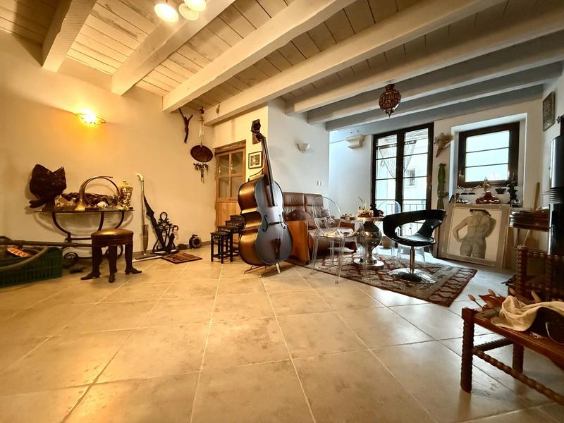 Appartement - 110 m² - 3 pièces