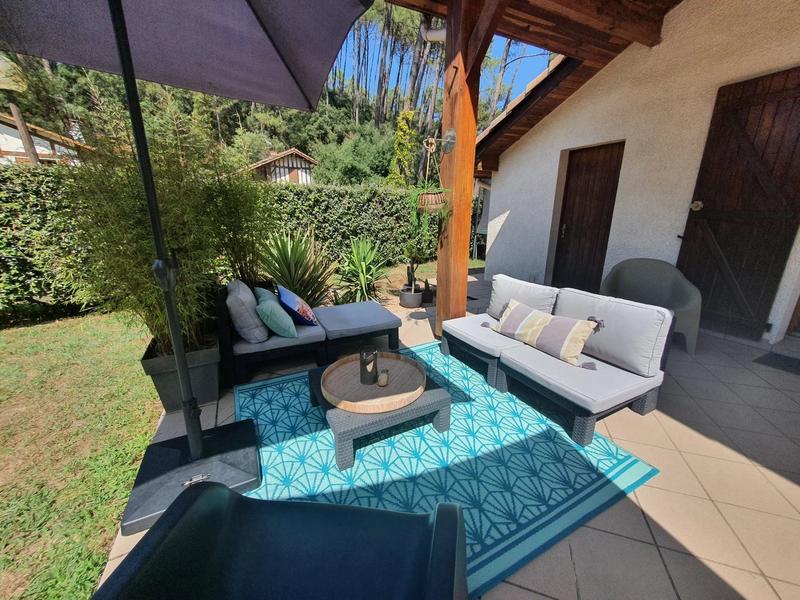 Maison - 221 m² - 9 pièces