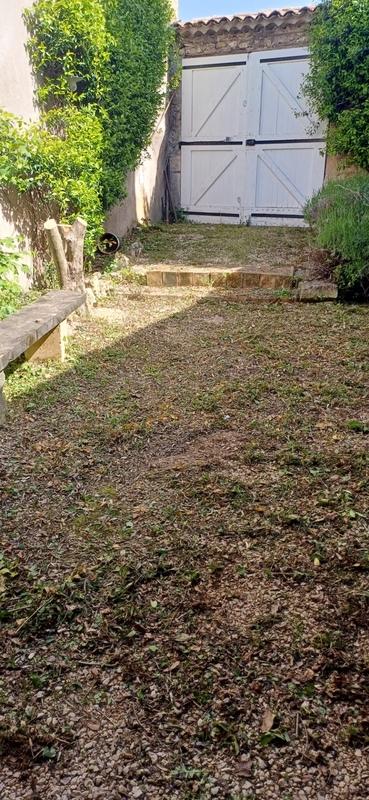 Maison - 264 m² - 9 pièces