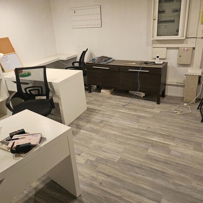 Bureau - 250 m² - 3 pièces