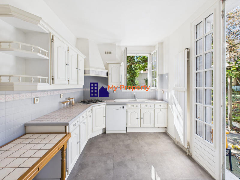 Maison - 146 m² - 6 pièces