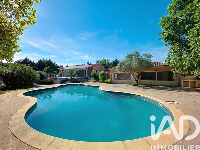 Maison - 185 m² - 5 pièces