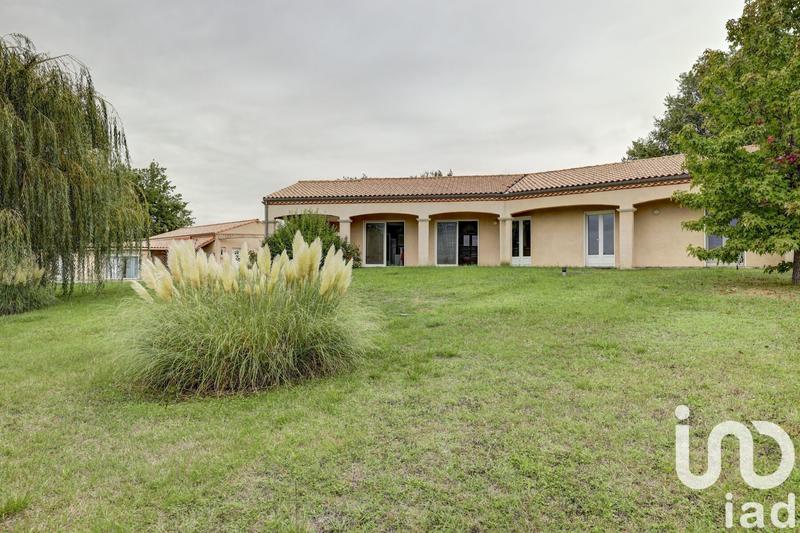 Maison - 196 m² - 6 pièces