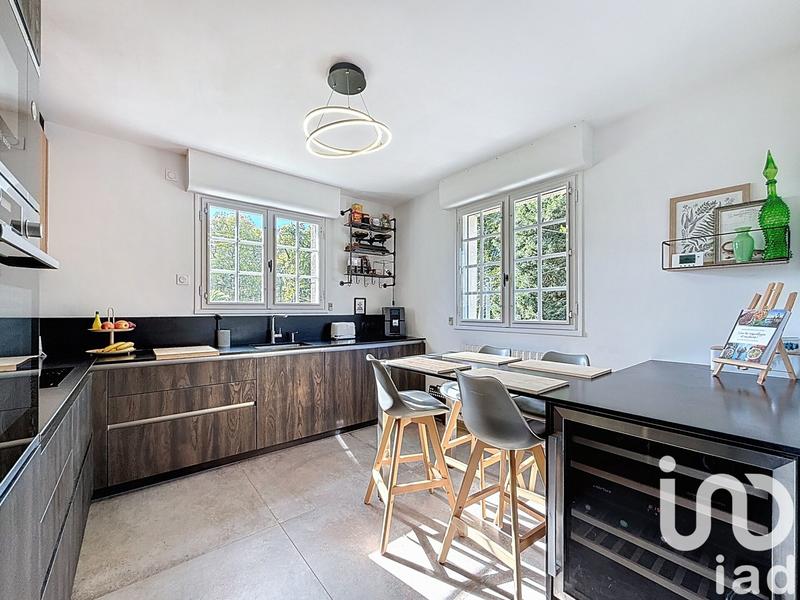 Maison - 161 m² - 7 pièces