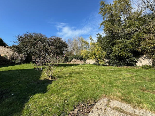 Maison - 274 m² - 12 pièces