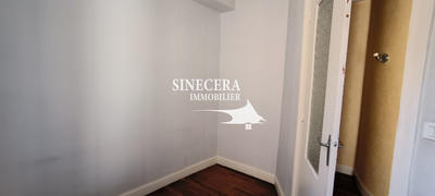 Appartement - 210 m² - 3 pièces