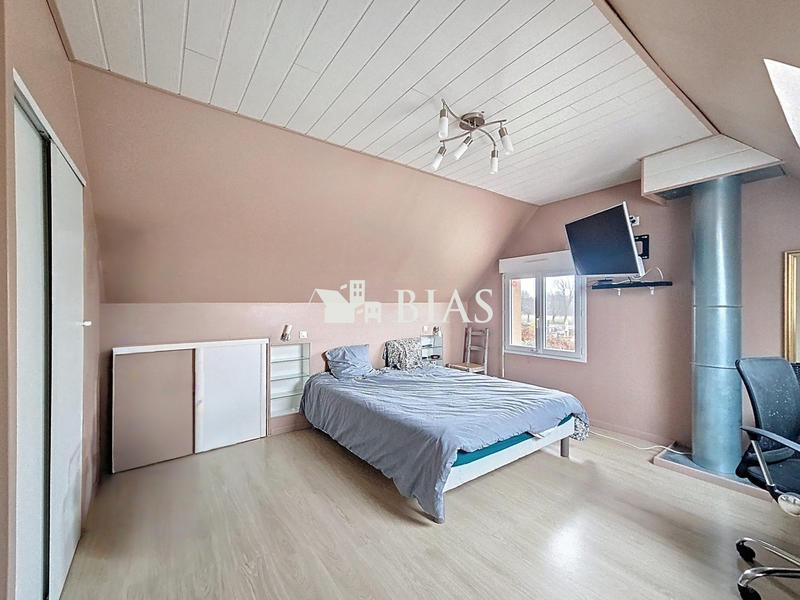 Maison - 102 m² - 5 pièces