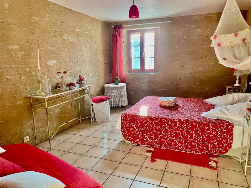 Maison ancienne - 430 m² - 19 pièces