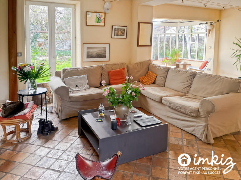 Maison - 210 m² - 7 pièces