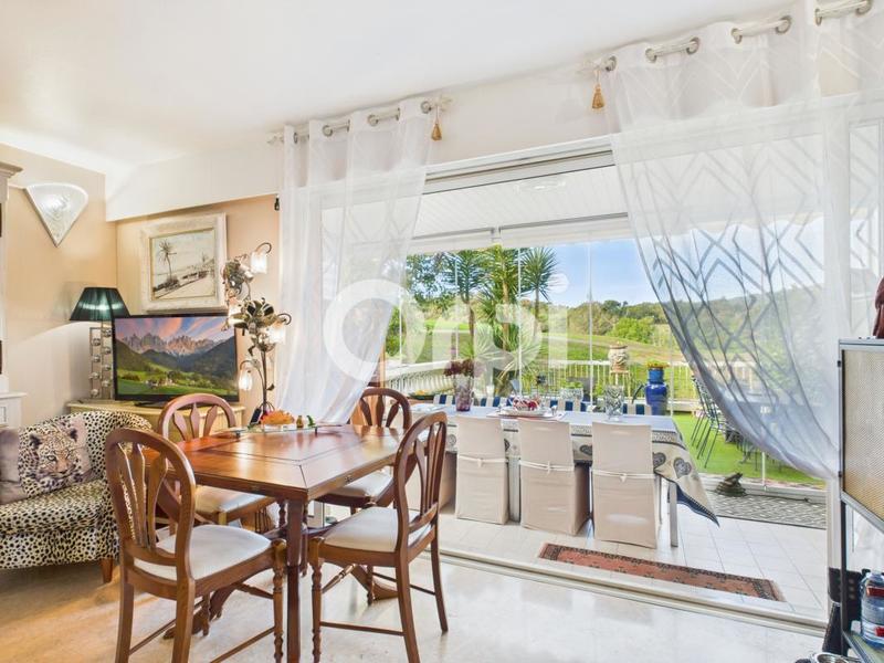 Appartement - 75 m² - 3 pièces