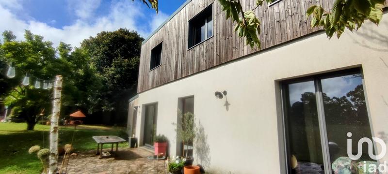 Maison - 170 m² - 8 pièces