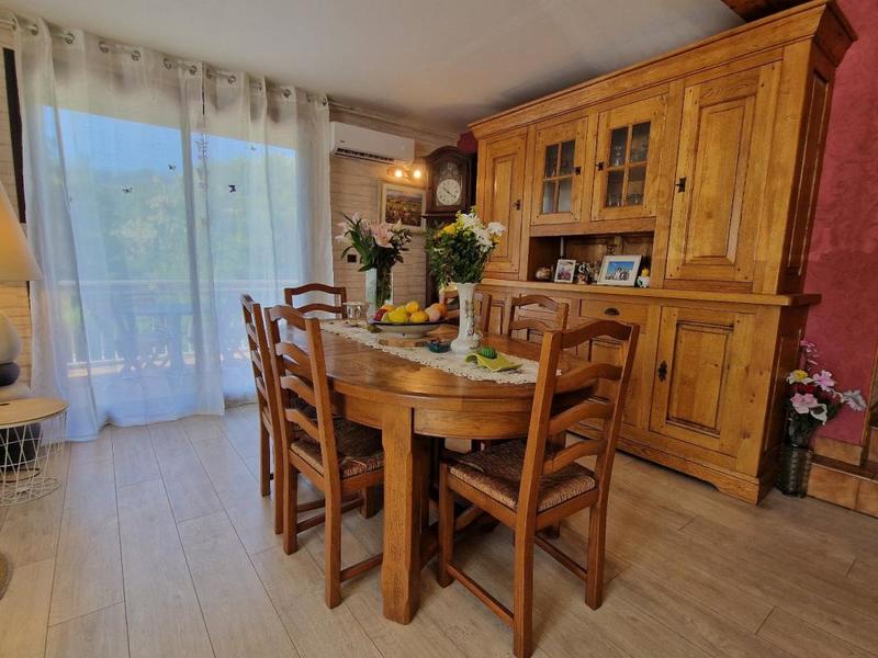 Maison - 111 m² - 6 pièces