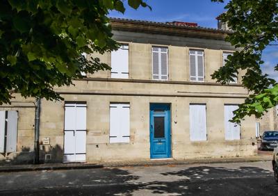 Immeuble - 254 m² - 9 pièces