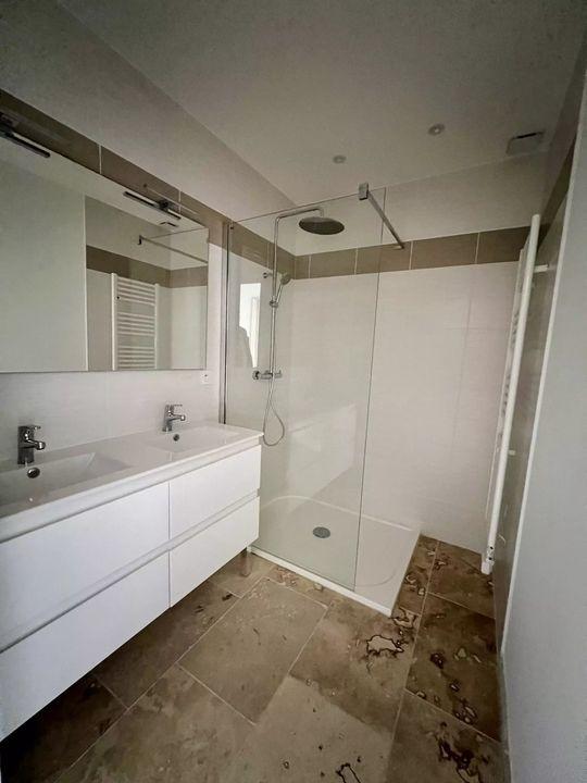 Appartement - 84 m² - 3 pièces