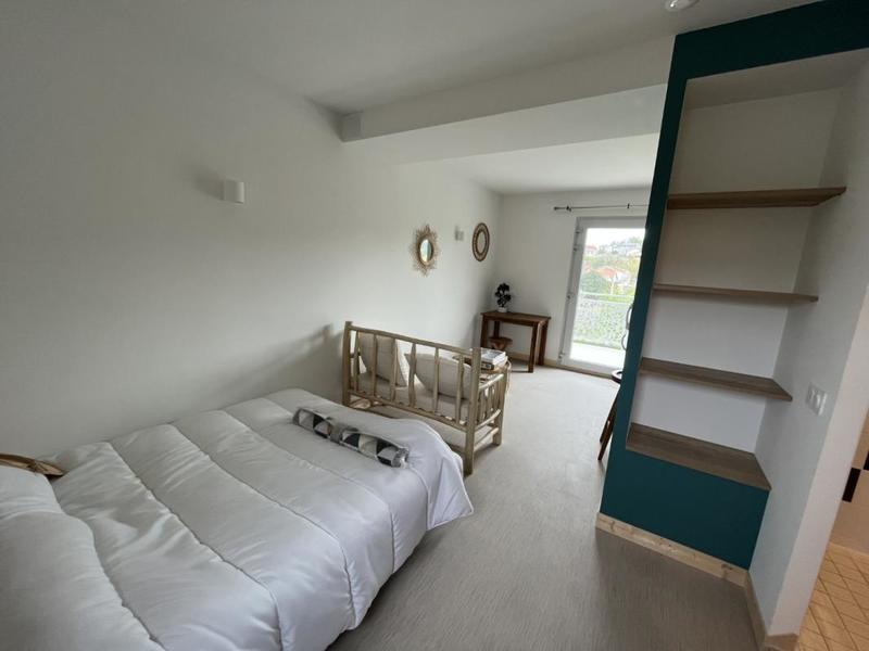 Studio - 25 m² - 1 pièce