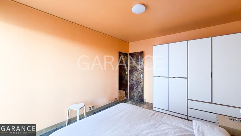 Appartement - 100 m² - 4 pièces