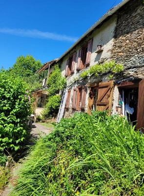 Maison - 96 m² - 6 pièces