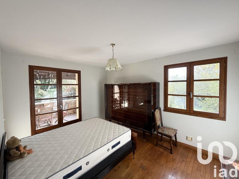 Maison - 186 m² - 9 pièces