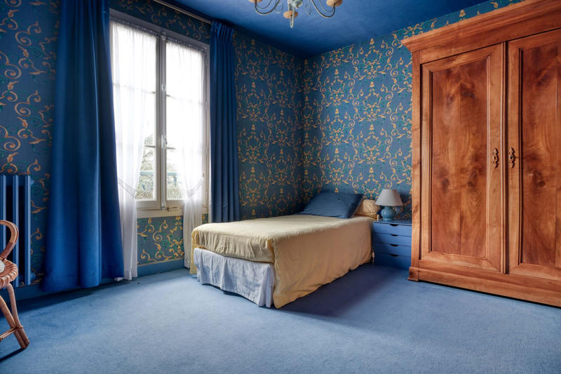 Maison - 220 m² - 7 pièces