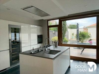 Maison d'architecte - 212 m² - 6 pièces