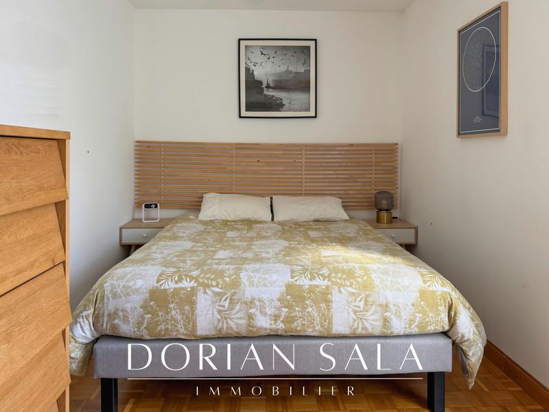 Appartement - 80 m² - 4 pièces