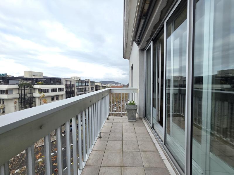 Appartement - 101 m² - 4 pièces