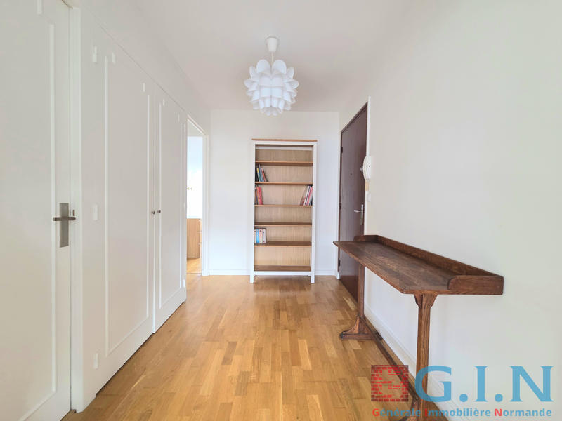 Appartement - 97 m² - 4 pièces