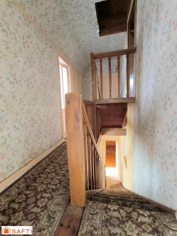 Maison - 264 m² - 19 pièces