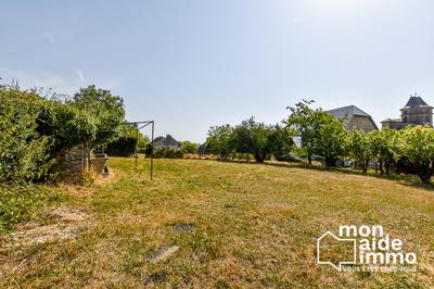 Terrain - 735 m²