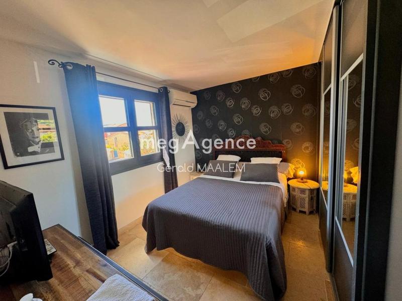 Maison de ville - 100 m² - 5 pièces