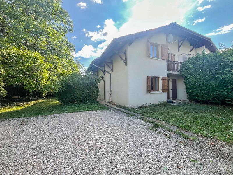 Maison - 105 m² - 4 pièces