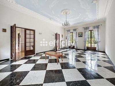 Maison bourgeoise - 185 m² - 6 pièces