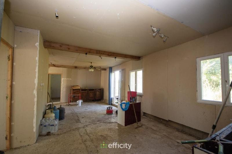 Maison traditionnelle - 159 m² - 4 pièces