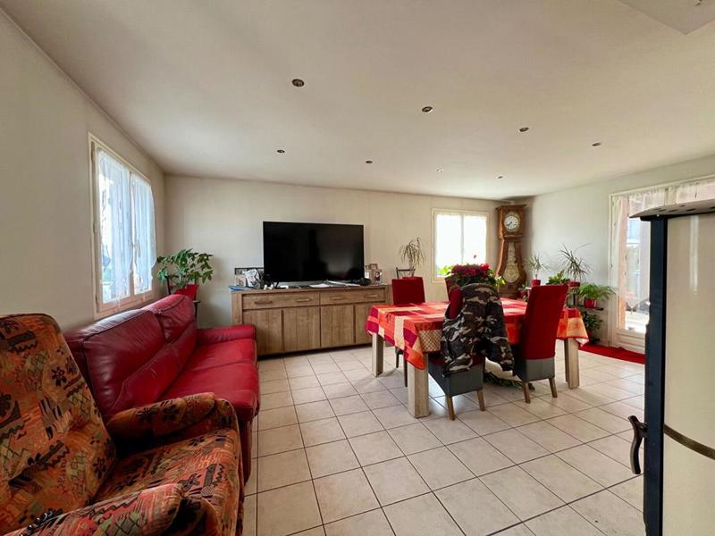 Maison - 167 m² - 7 pièces