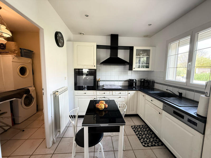 Maison - 93 m² - 4 pièces