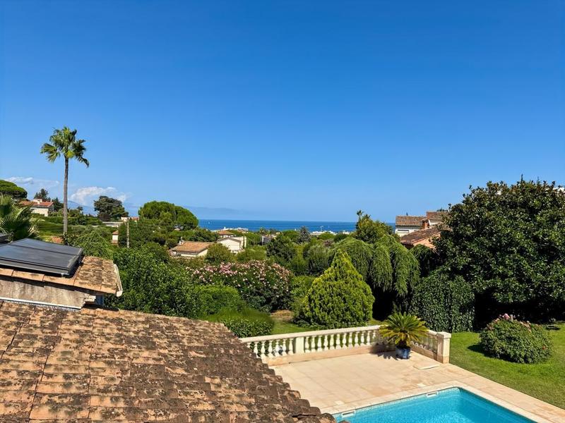 Villa - 185 m² - 5 pièces