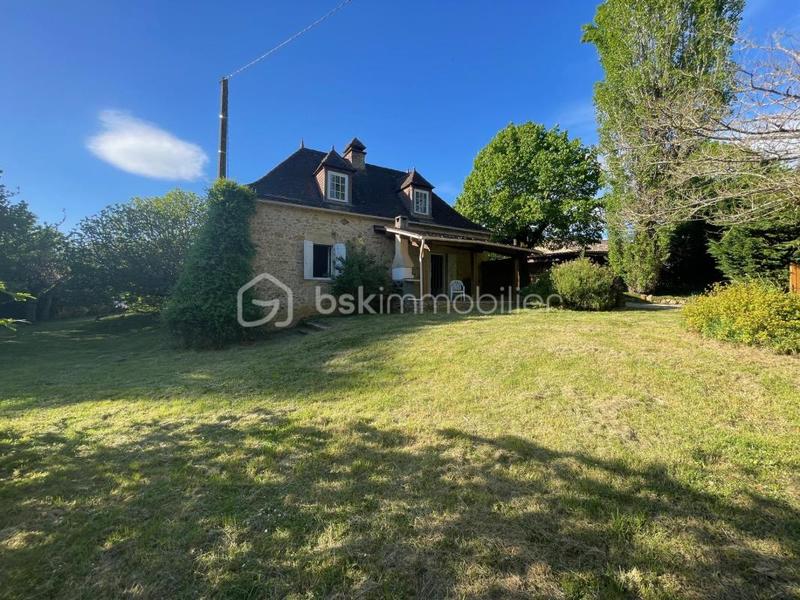 Propriété - 280 m² - 12 pièces