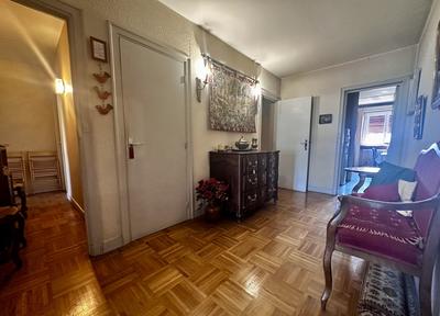 Appartement - 105 m² - 4 pièces