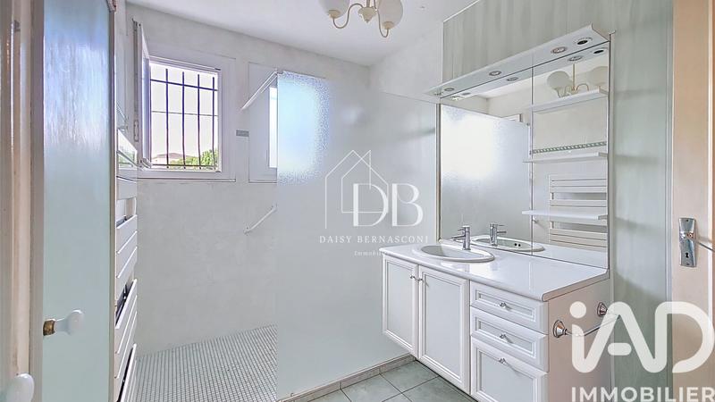 Maison - 96 m² - 4 pièces