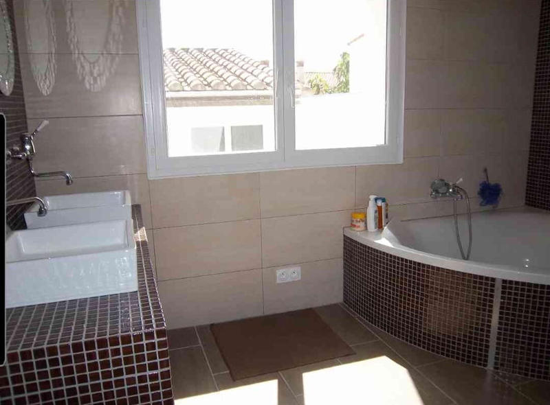 Maison - 230 m² - 6 pièces