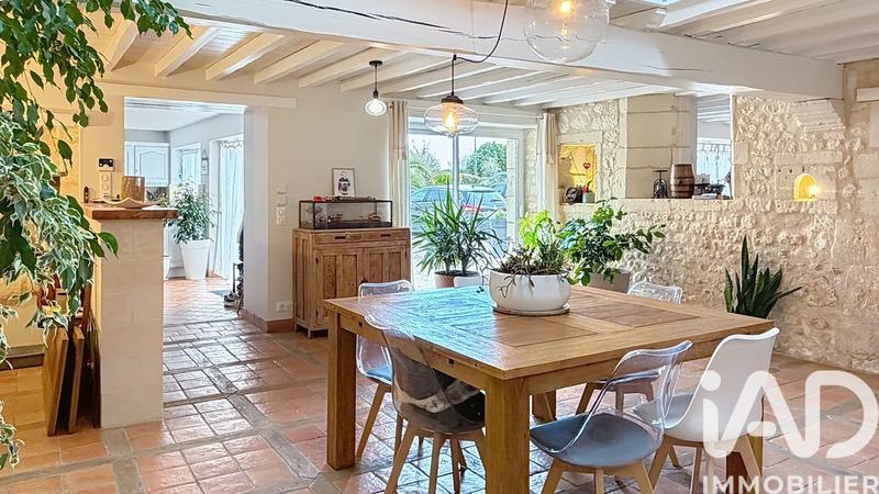 Maison - 181 m² - 9 pièces