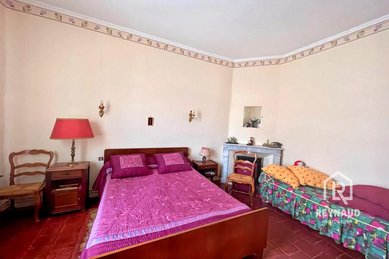 Maison - 185 m² - 6 pièces