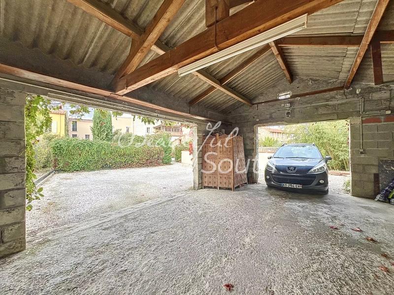 Maison chambre d'hôtes - 212 m² - 8 pièces