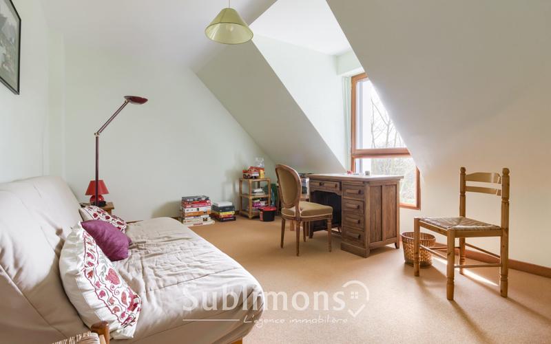 Maison traditionnelle - 129 m² - 6 pièces