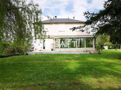 Maison - 170 m² - 7 pièces