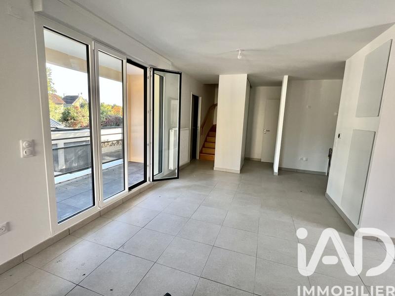 Duplex - 94 m² - 5 pièces
